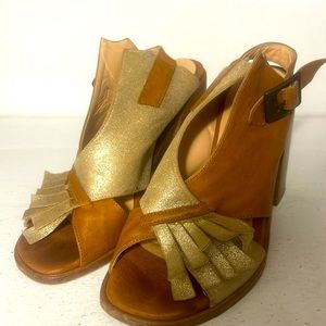 Brown and rose gold Italian sandals
